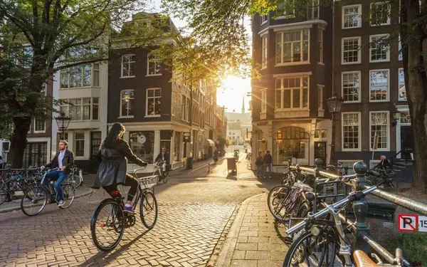 Best Things to Do in Amsterdam: Culture, Canals, and Lifestyle