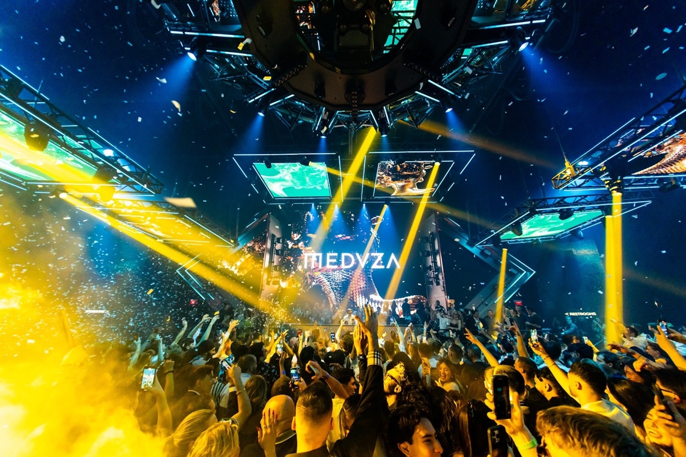 Las Vegas Nightlife: Clubs, Bars and Shows